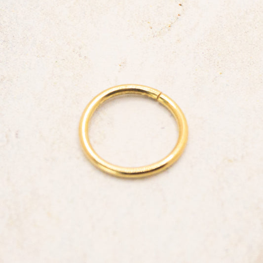 Line Ring - Oro 18K